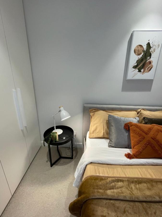 Cozy 1 Bed Apt & Spa,Free Parking ,Phenomena Views Melbourne Luaran gambar