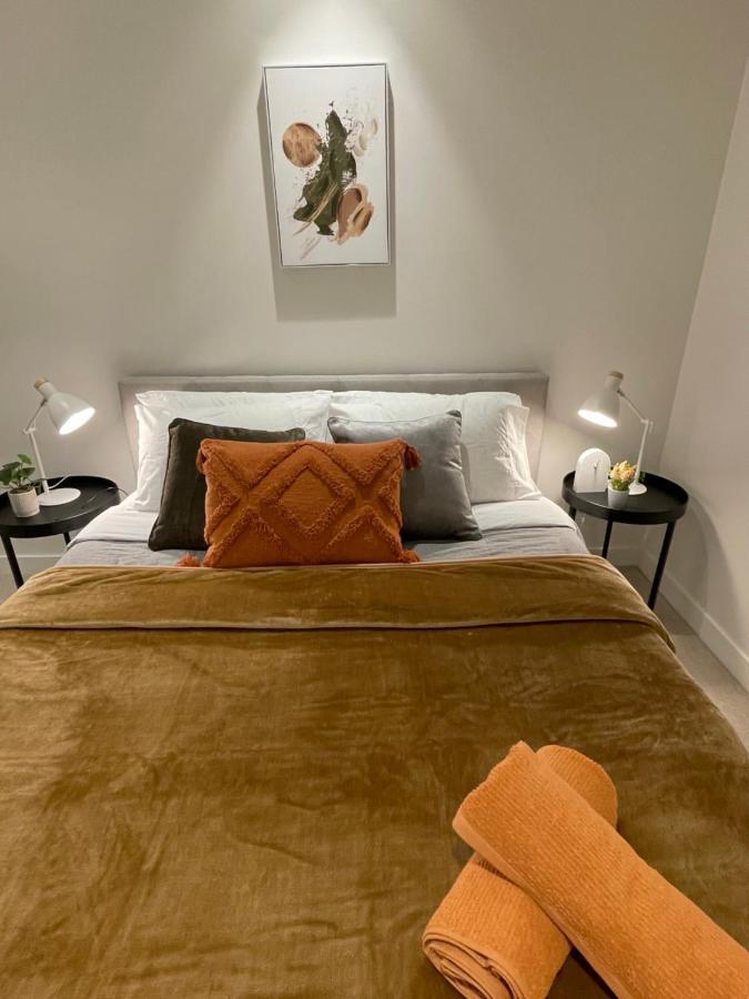 Cozy 1 Bed Apt & Spa,Free Parking ,Phenomena Views Melbourne Luaran gambar