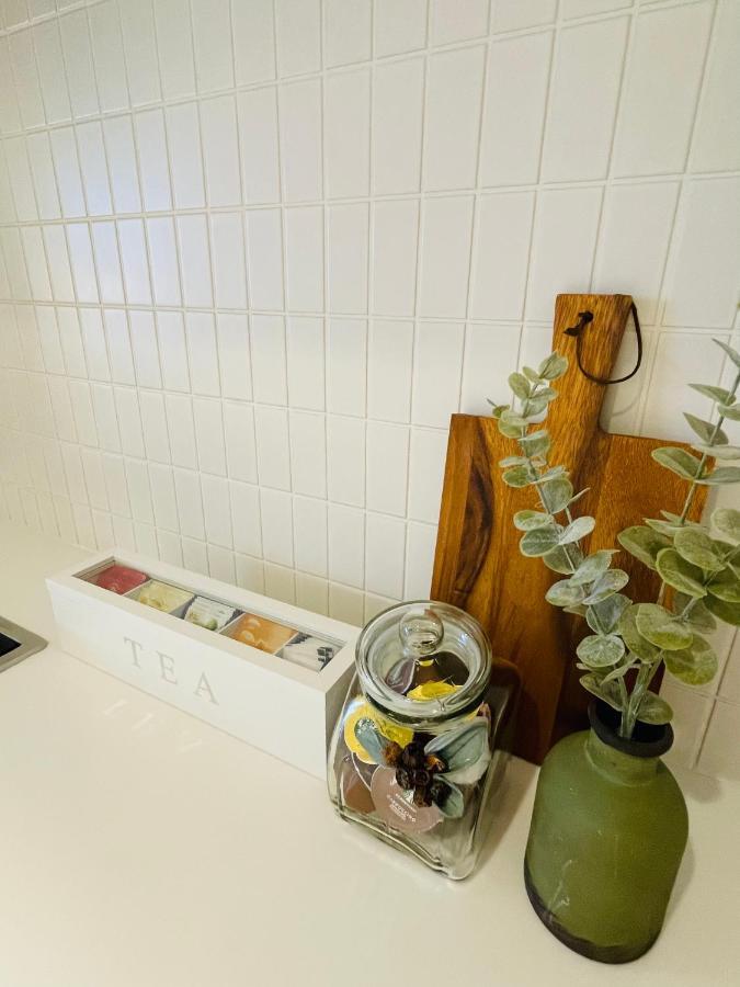 Cozy 1 Bed Apt & Spa,Free Parking ,Phenomena Views Melbourne Luaran gambar