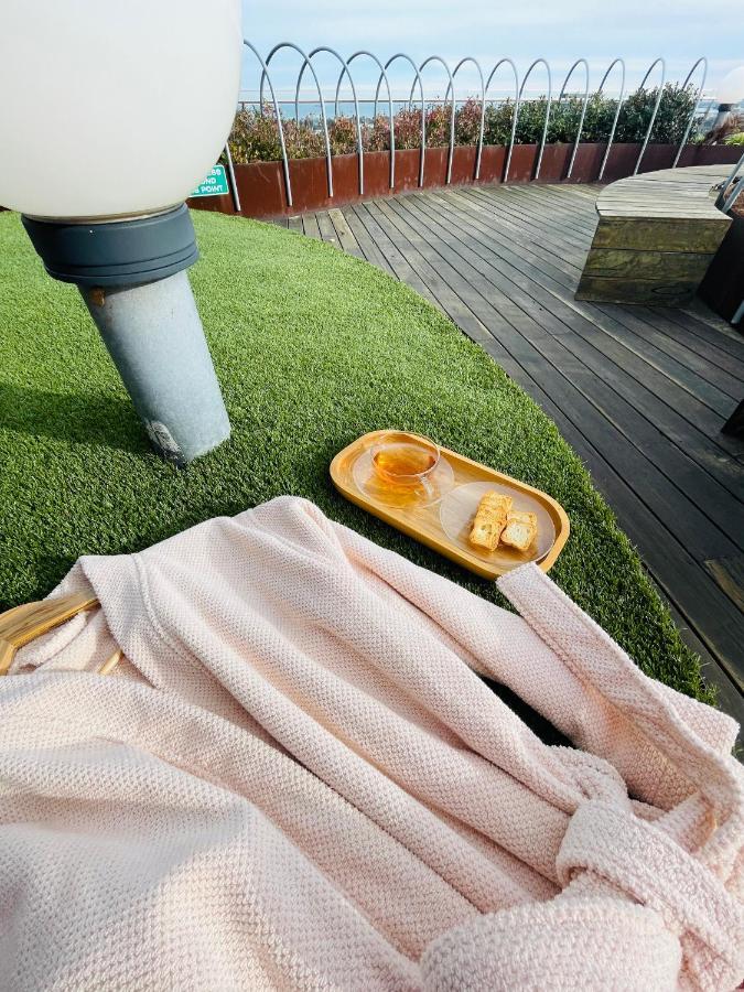 Cozy 1 Bed Apt & Spa,Free Parking ,Phenomena Views Melbourne Luaran gambar